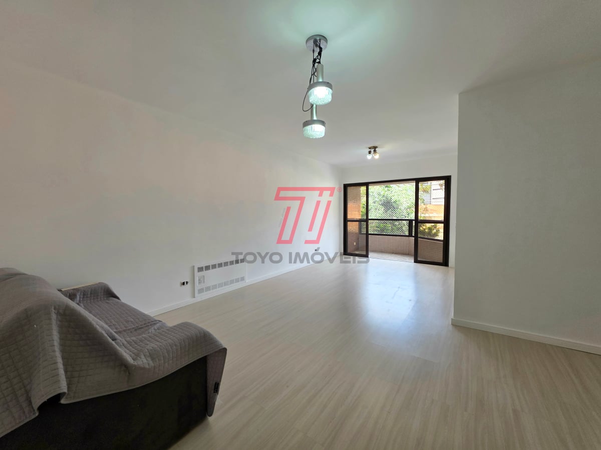 Apartamento com 3 dormitórios à venda com 123,53m² no Ed. Marien, bairro Alto da Glória