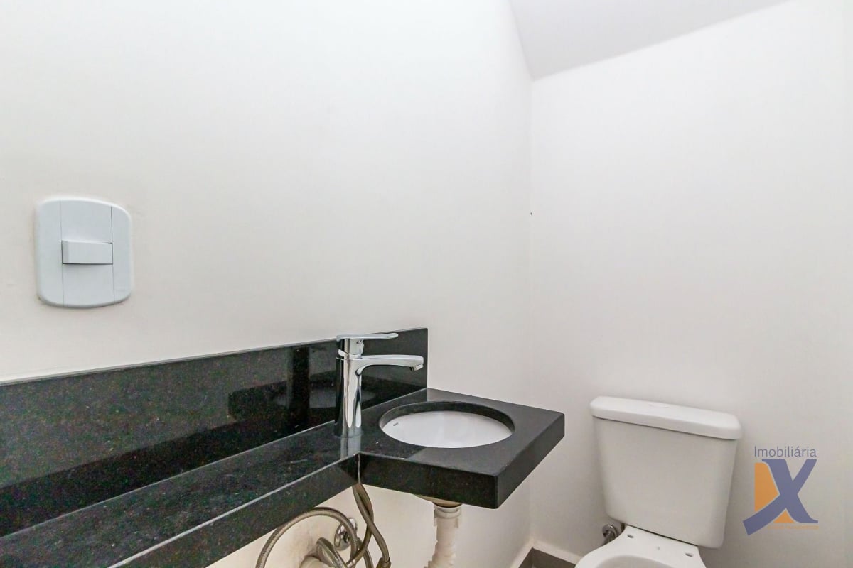 Sobrado com 3 dormitórios à venda, 105 m² por R$ 677.000,00 - Xaxim - Curitiba/PR