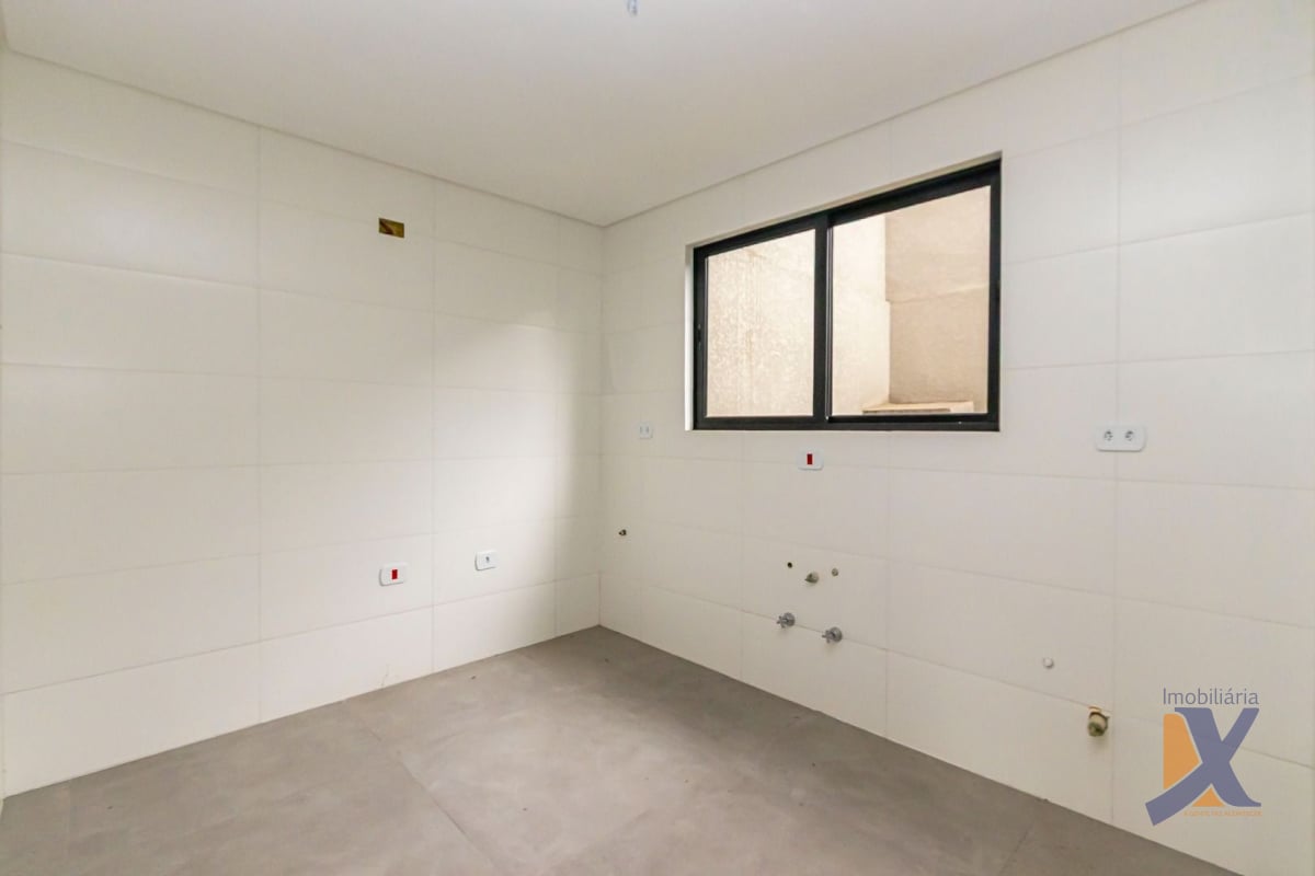 Sobrado com 3 dormitórios à venda, 105 m² por R$ 677.000,00 - Xaxim - Curitiba/PR
