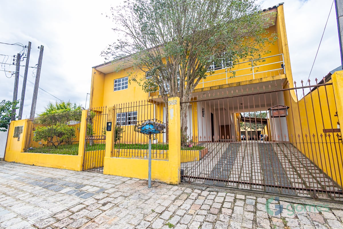 Sobrado com 4 dormitórios à venda com 377,00m² no Cidade Industrial