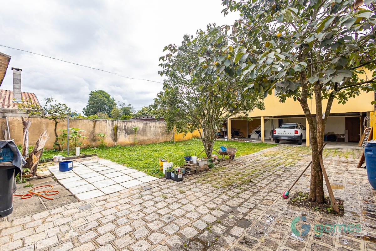 Sobrado com 4 dormitórios à venda com 377,00m² no Cidade Industrial