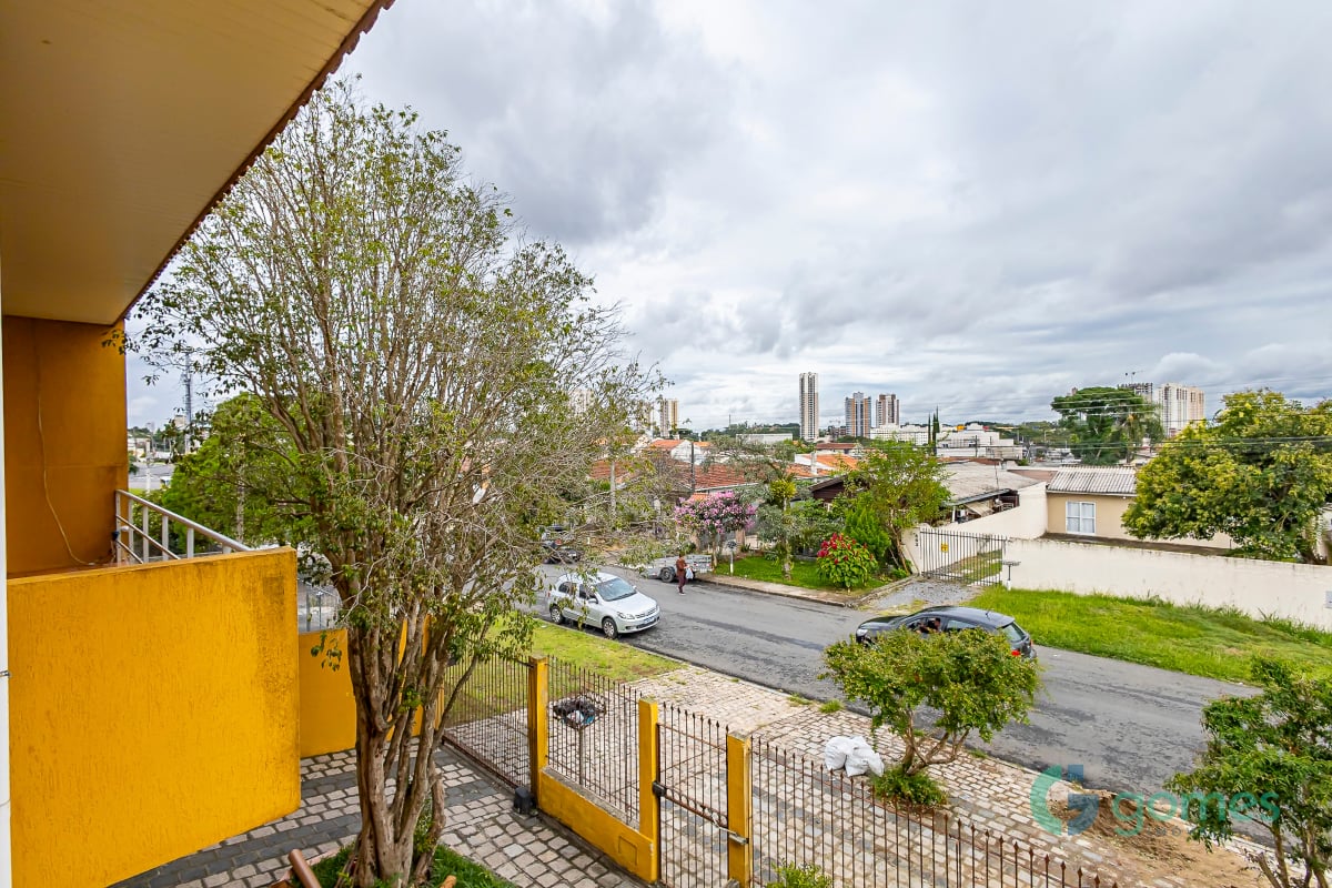 Sobrado com 4 dormitórios à venda com 377,00m² no Cidade Industrial