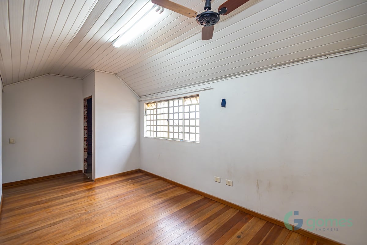 Sobrado com 4 dormitórios à venda com 377,00m² no Cidade Industrial