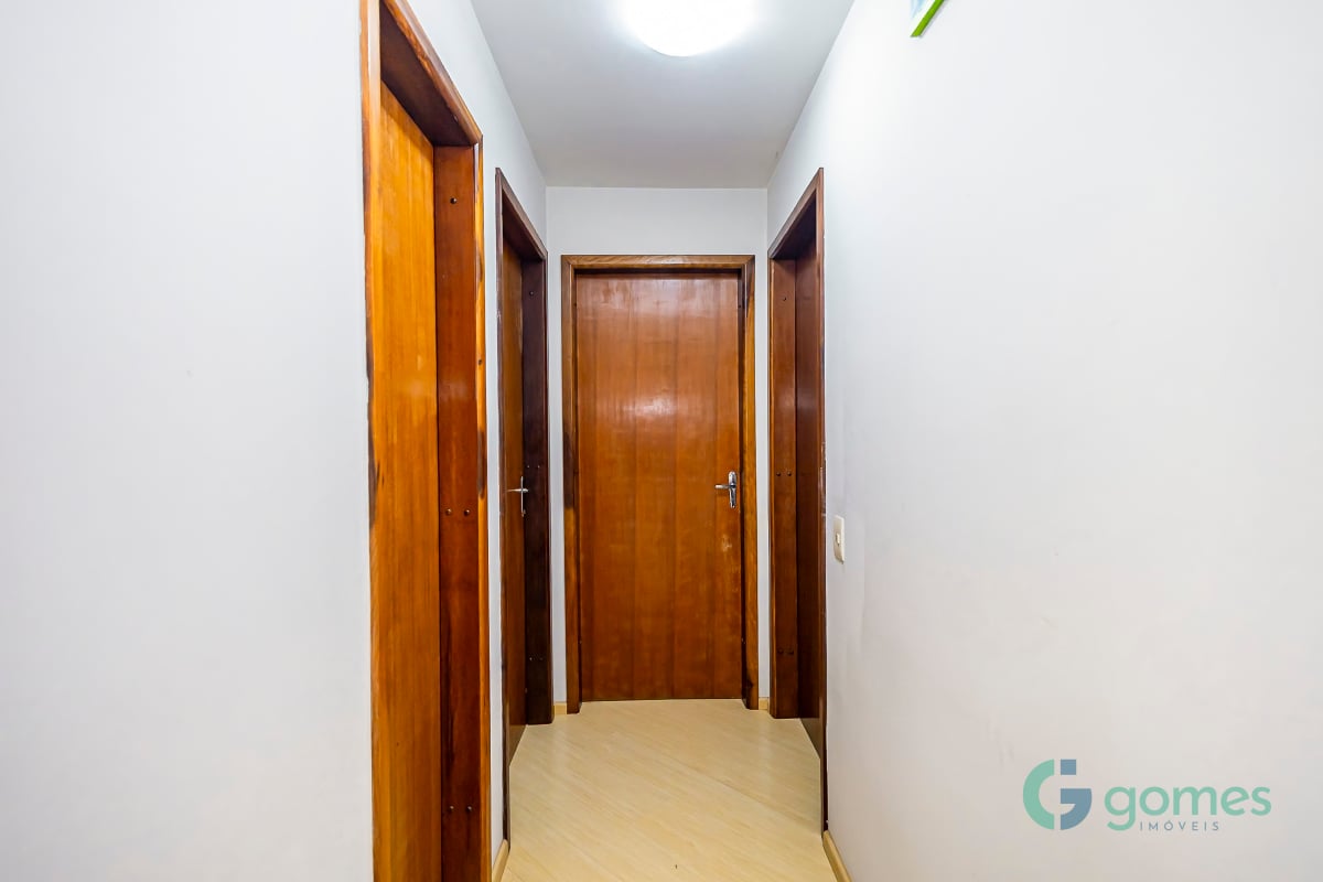 Sobrado com 4 dormitórios à venda com 377,00m² no Cidade Industrial