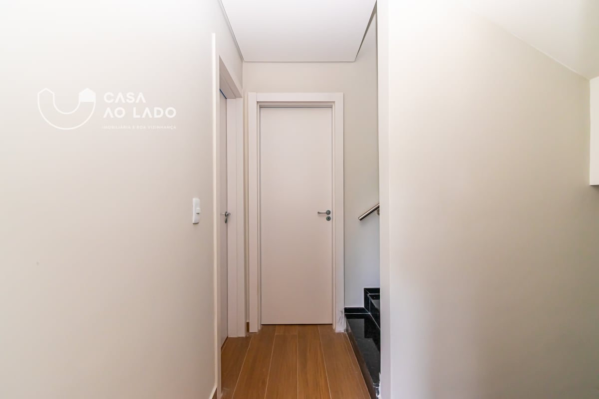 Sobrado 251m² com 3 quartos no Hauer - Curitiba/PR
