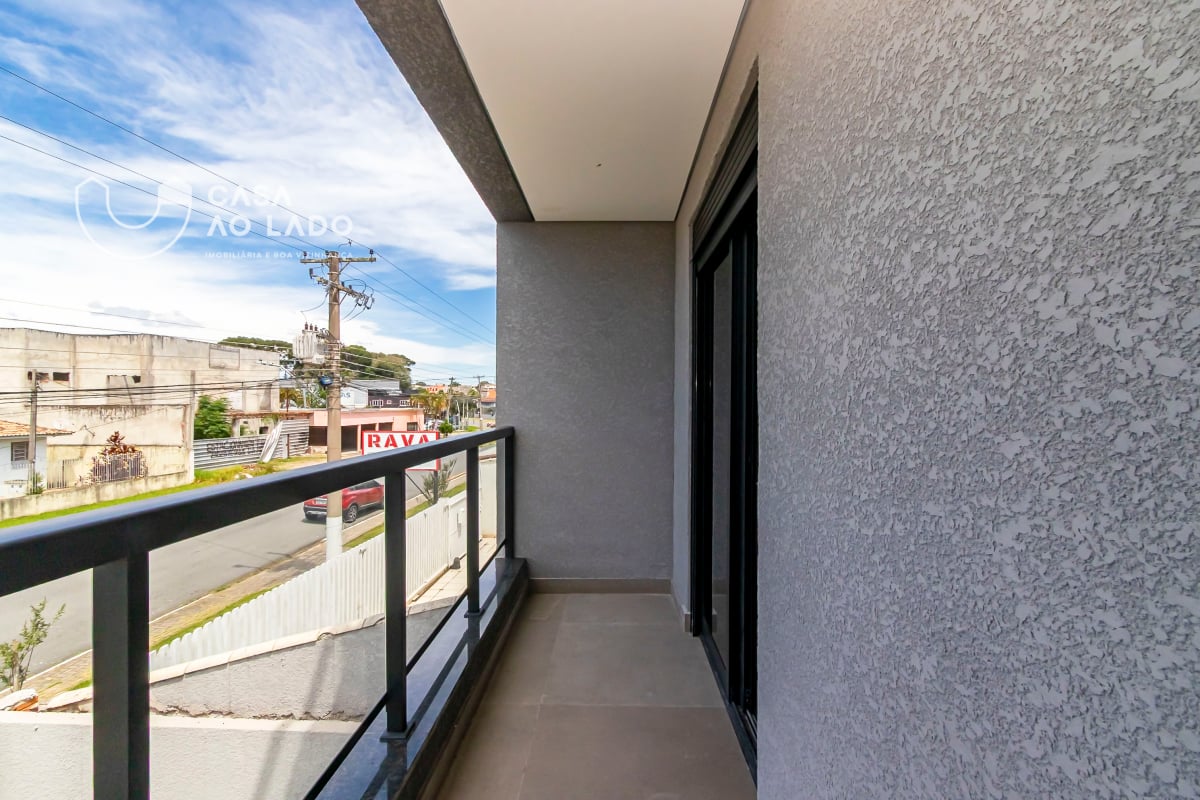 Sobrado 251m² com 3 quartos no Hauer - Curitiba/PR