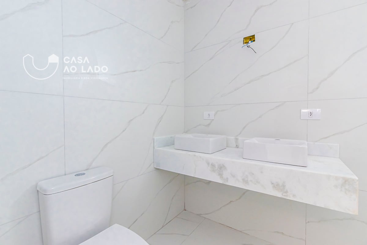 Sobrado 132m² com 3 quartos no Pinheirinho - Curitiba/PR