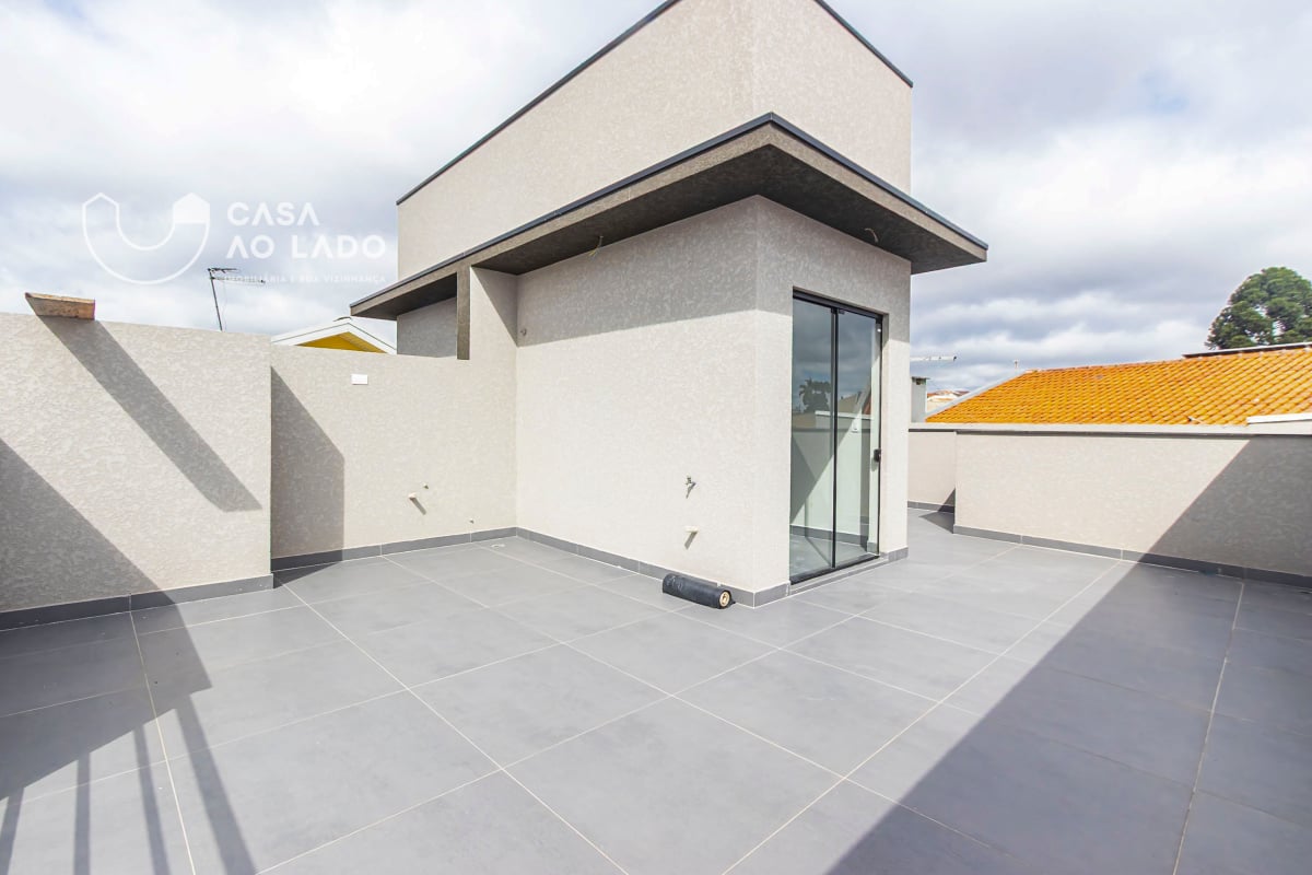 Sobrado 132m² com 3 quartos no Pinheirinho - Curitiba/PR