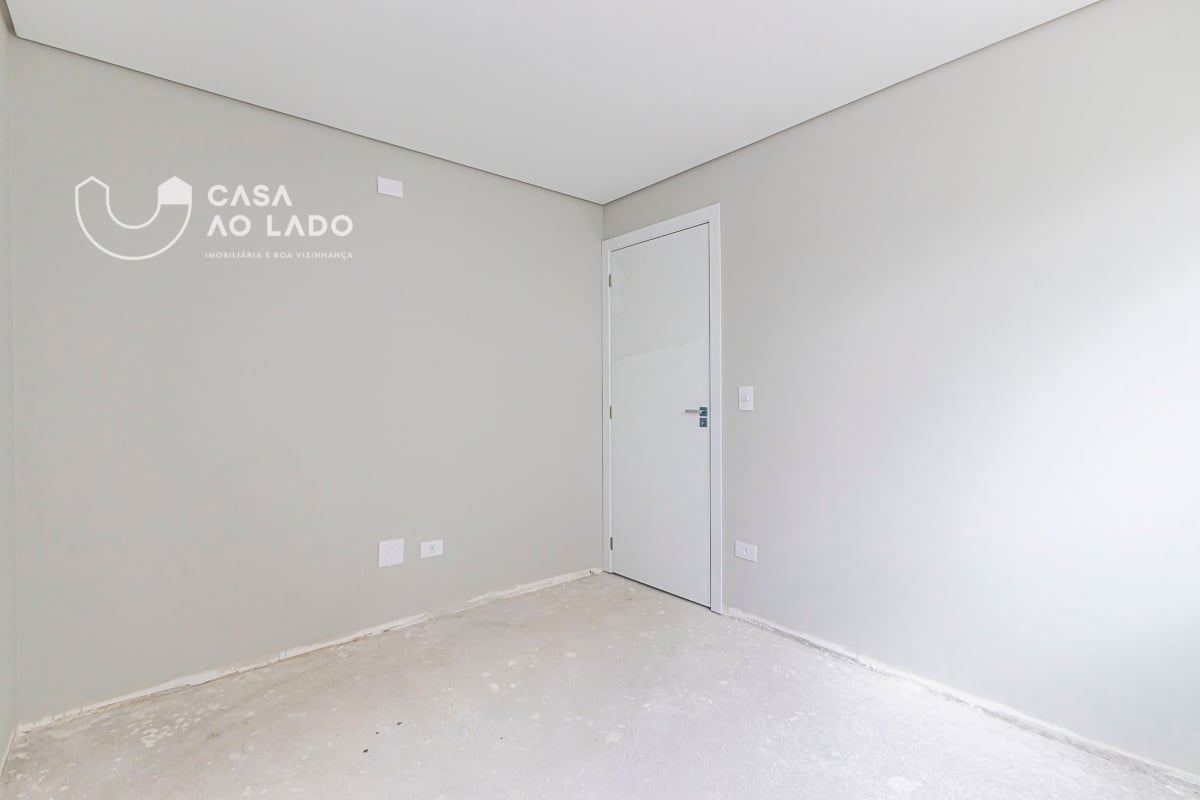 Sobrado 132m² com 3 quartos no Pinheirinho - Curitiba/PR