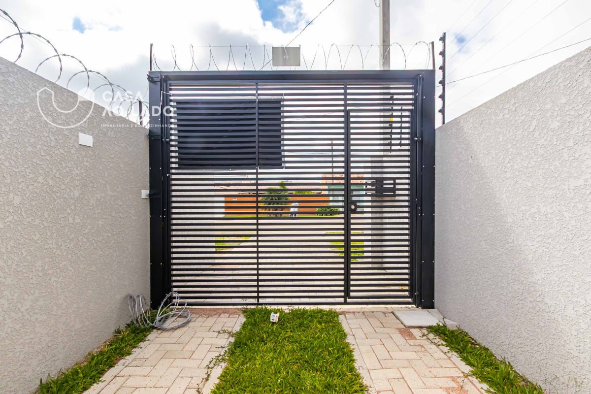 Sobrado 132m² com 3 quartos no Pinheirinho - Curitiba/PR