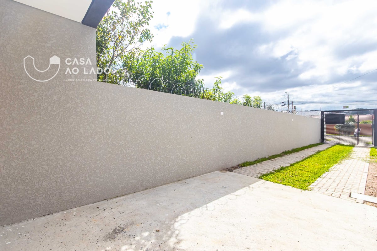 Sobrado 132m² com 3 quartos no Pinheirinho - Curitiba/PR