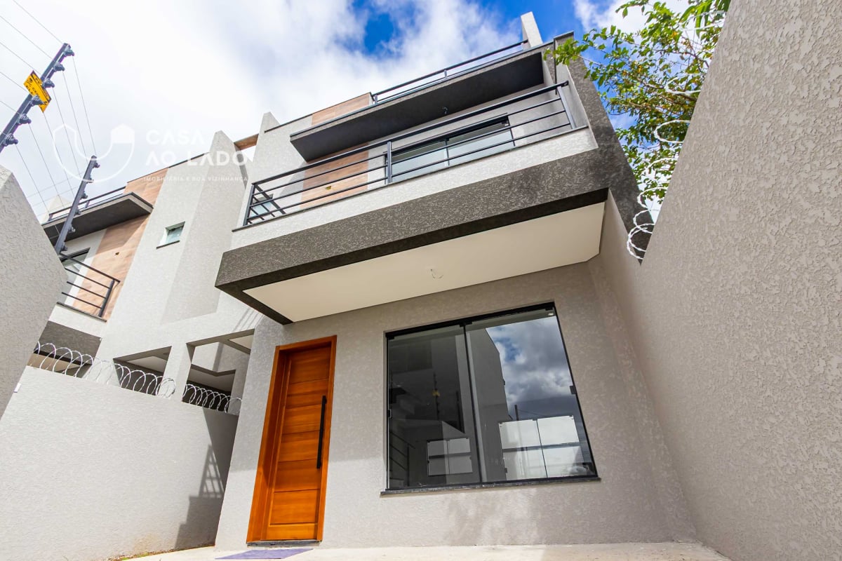 Sobrado 132m² com 3 quartos no Pinheirinho - Curitiba/PR