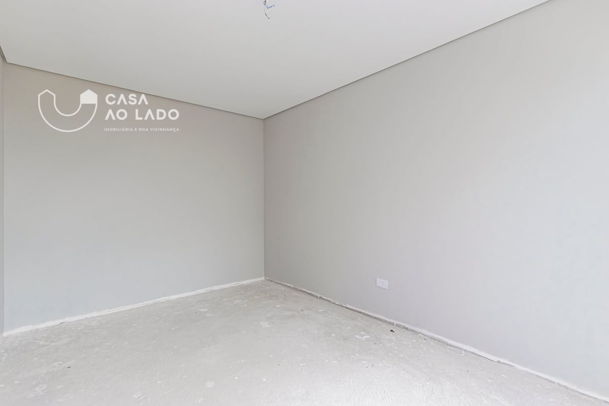 Sobrado 132m² com 3 quartos no Pinheirinho - Curitiba/PR