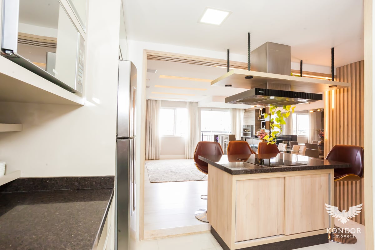Apartamento com 3 dormitórios à venda com 215,87m² no Le Jardin Portão