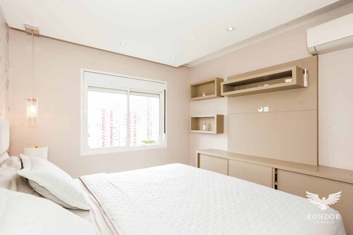 Apartamento com 3 dormitórios à venda com 215,87m² no Le Jardin Portão