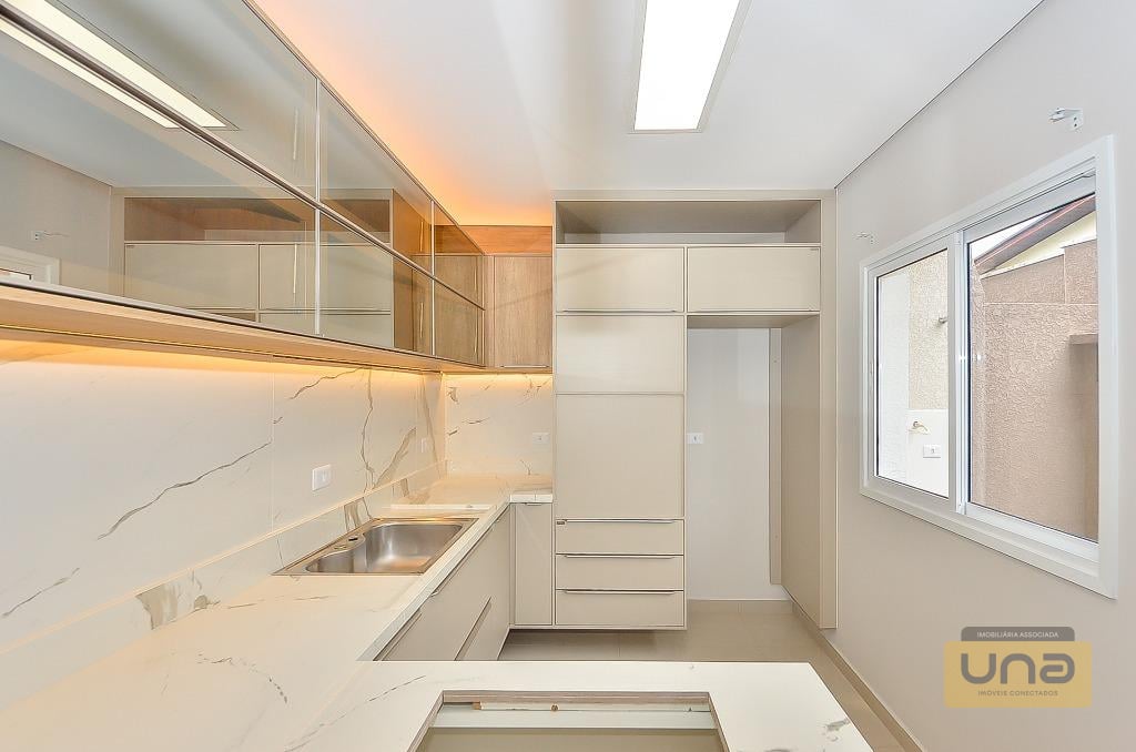 Sobrado com 3 dormitórios à venda, 110 m² por R$ 780.000,00 - Santa Quitéria - Curitiba/PR