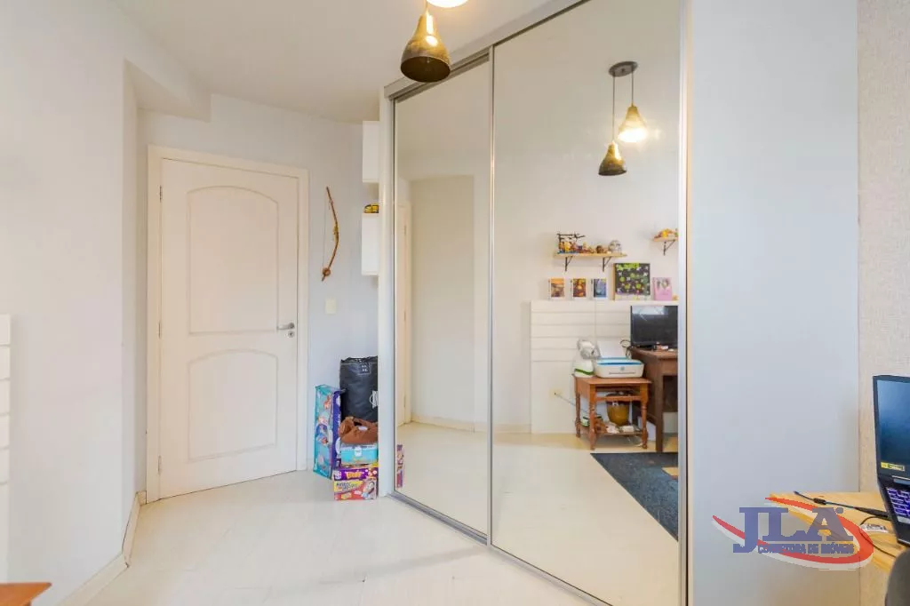 Sobrado com 4 dormitórios à venda, 300 m² por R$ 1.050.000,00 - Pilarzinho - Curitiba/PR