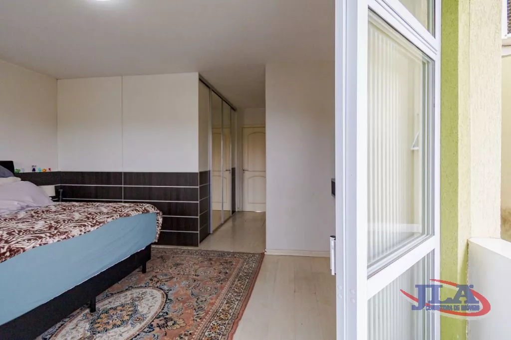 Sobrado com 4 dormitórios à venda, 300 m² por R$ 1.050.000,00 - Pilarzinho - Curitiba/PR