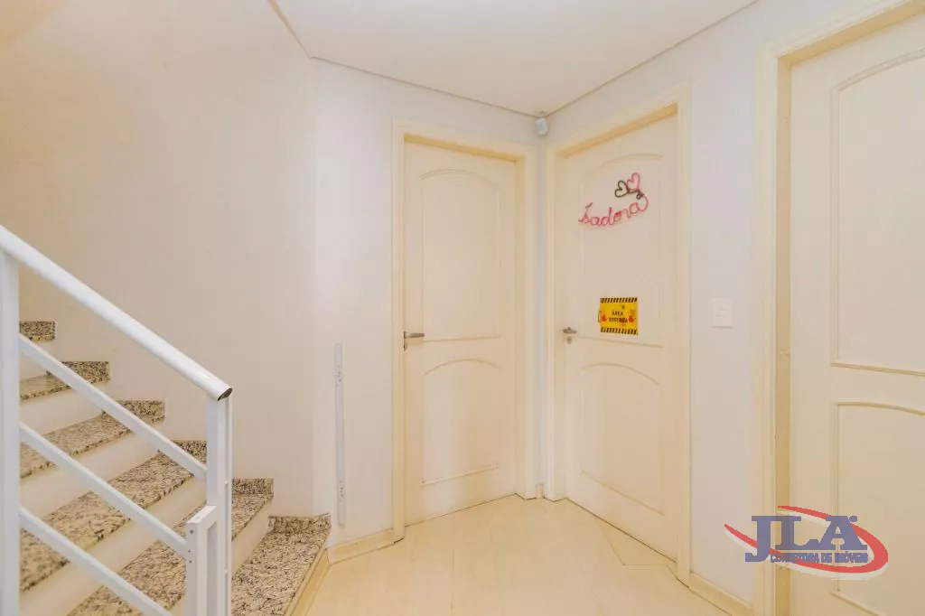 Sobrado com 4 dormitórios à venda, 300 m² por R$ 1.050.000,00 - Pilarzinho - Curitiba/PR