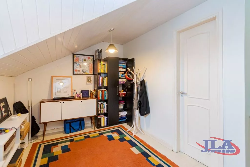 Sobrado com 4 dormitórios à venda, 300 m² por R$ 1.050.000,00 - Pilarzinho - Curitiba/PR