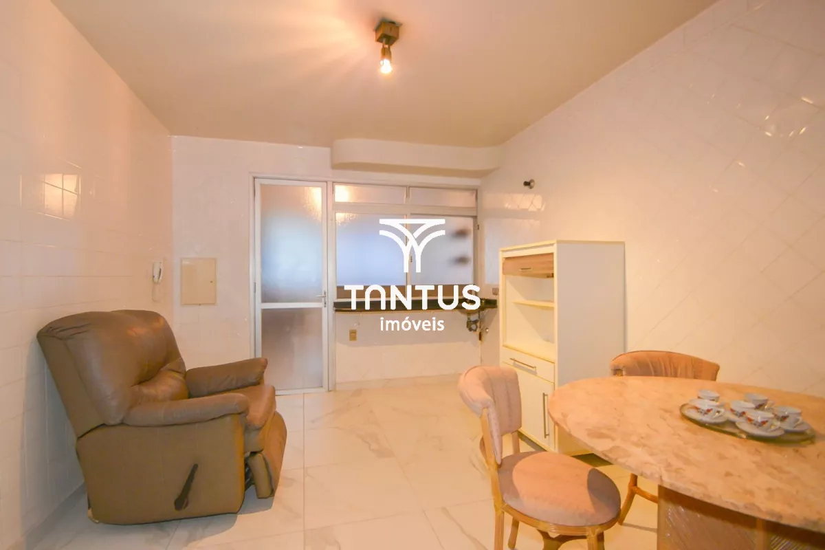 Apartamento com 3 dormitórios à venda, 218 m² por R$ 1.350.000,00 - Bigorrilho - Curitiba/PR