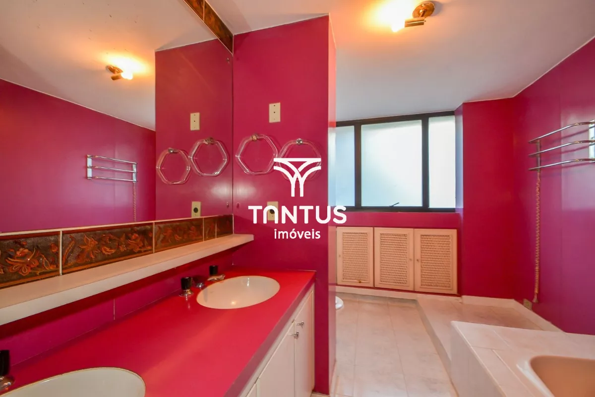 Apartamento com 3 dormitórios à venda, 218 m² por R$ 1.350.000,00 - Bigorrilho - Curitiba/PR