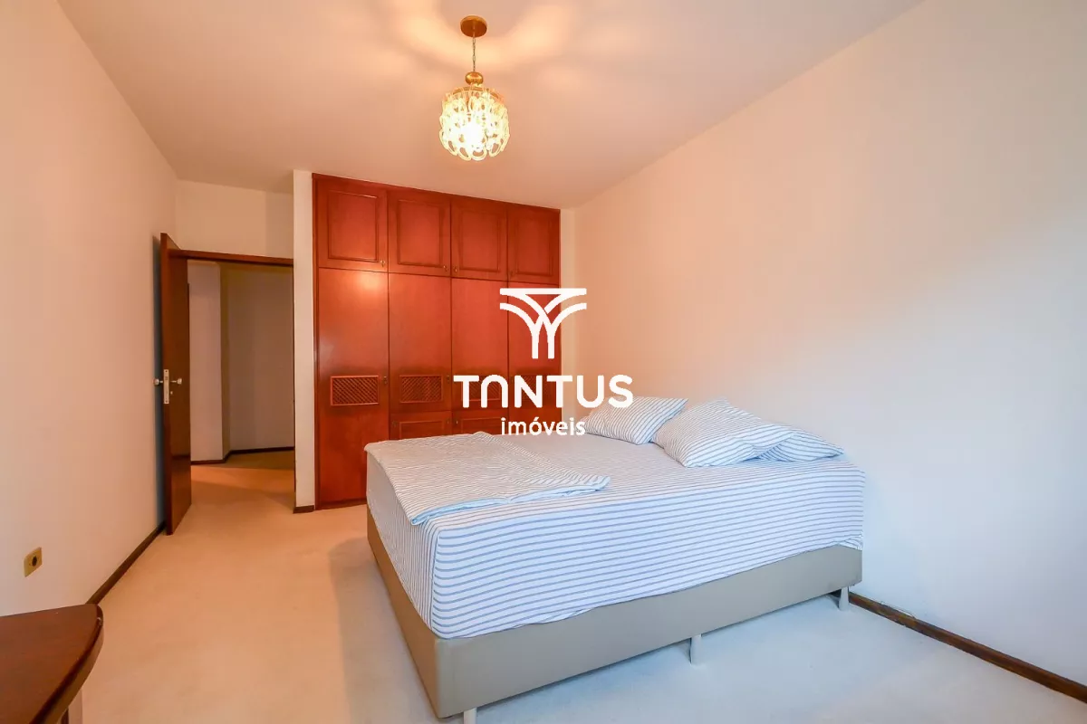 Apartamento com 3 dormitórios à venda, 218 m² por R$ 1.350.000,00 - Bigorrilho - Curitiba/PR
