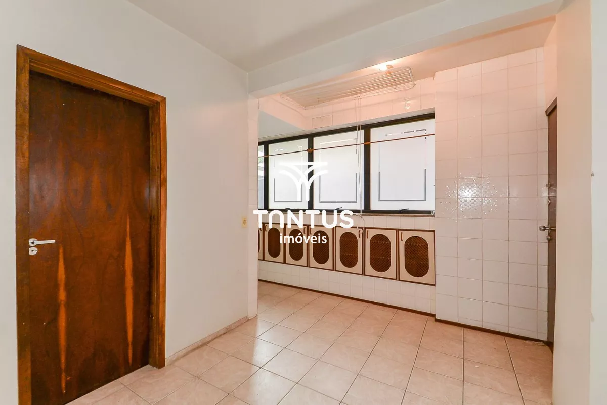 Apartamento com 3 dormitórios à venda, 218 m² por R$ 1.350.000,00 - Bigorrilho - Curitiba/PR