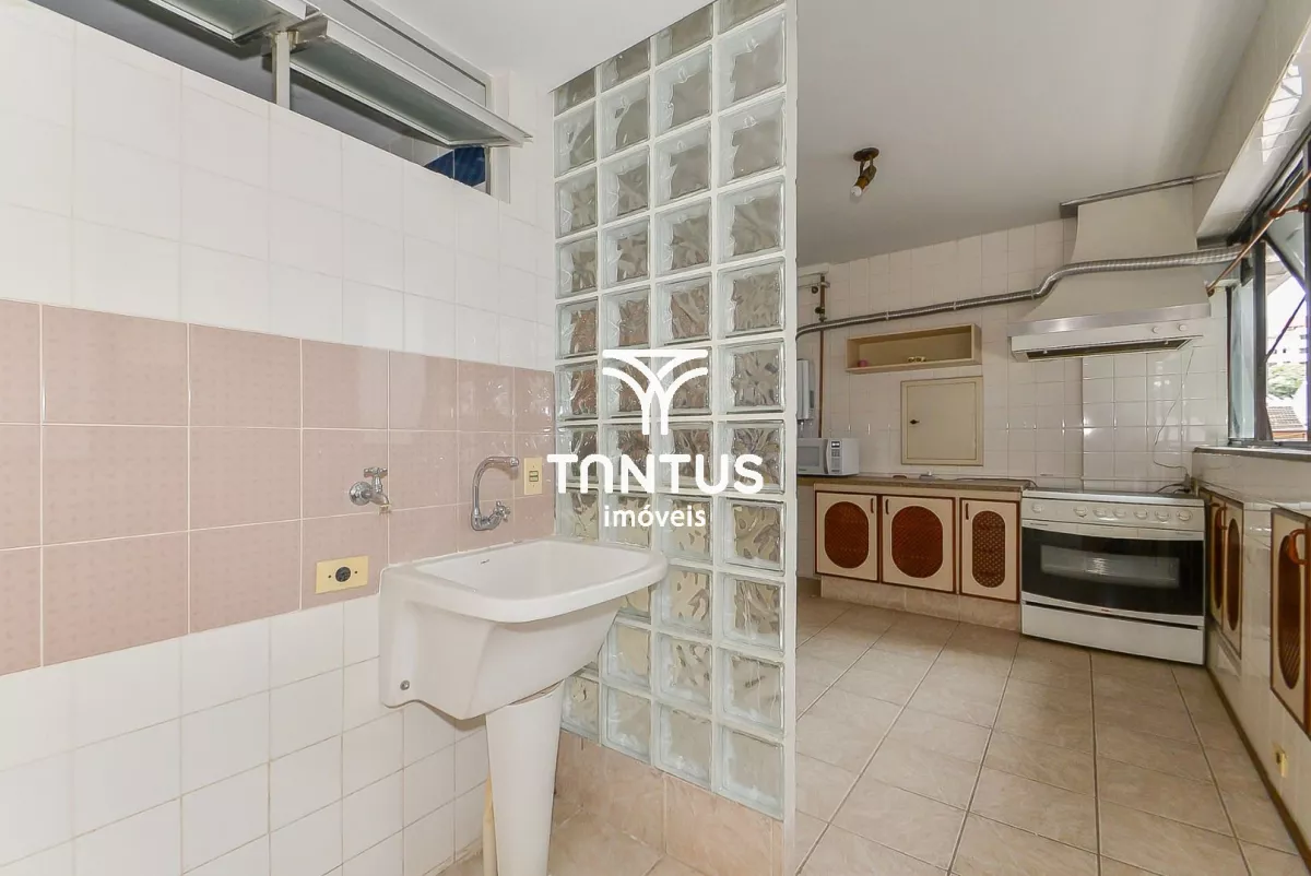 Apartamento com 3 dormitórios à venda, 218 m² por R$ 1.350.000,00 - Bigorrilho - Curitiba/PR