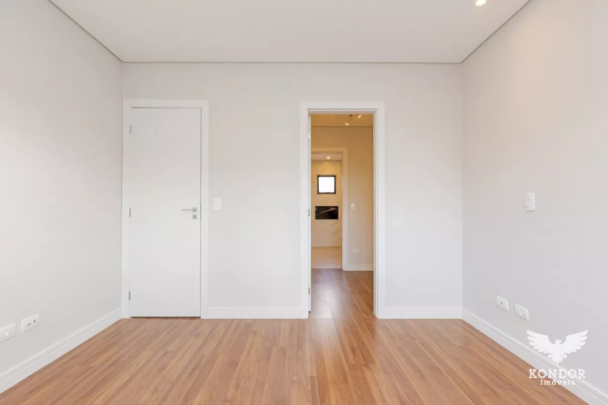 Sobrado em SANTA FELICIDADE de 150,50 m²