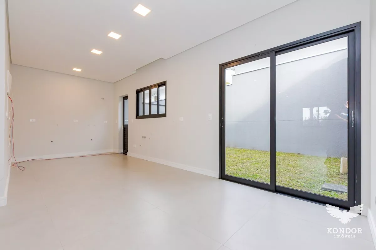 Sobrado em SANTA FELICIDADE de 150,50 m²