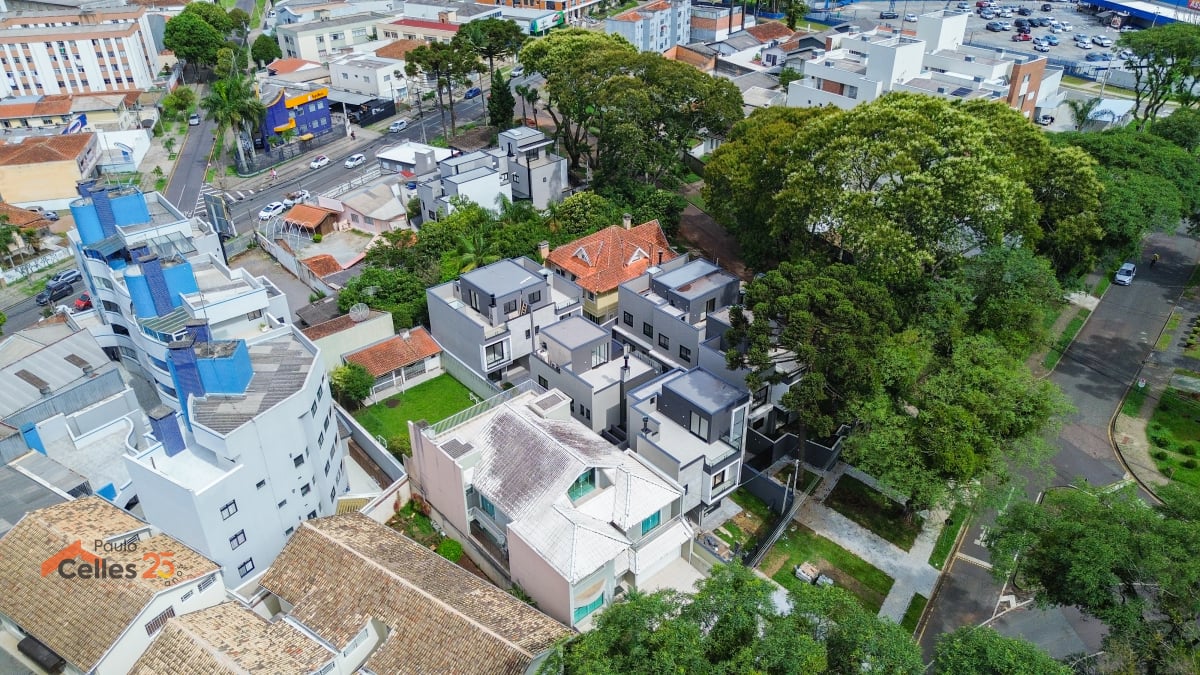 Sobrado a Venda 3 Quartos Harmony Residencia Curitiba