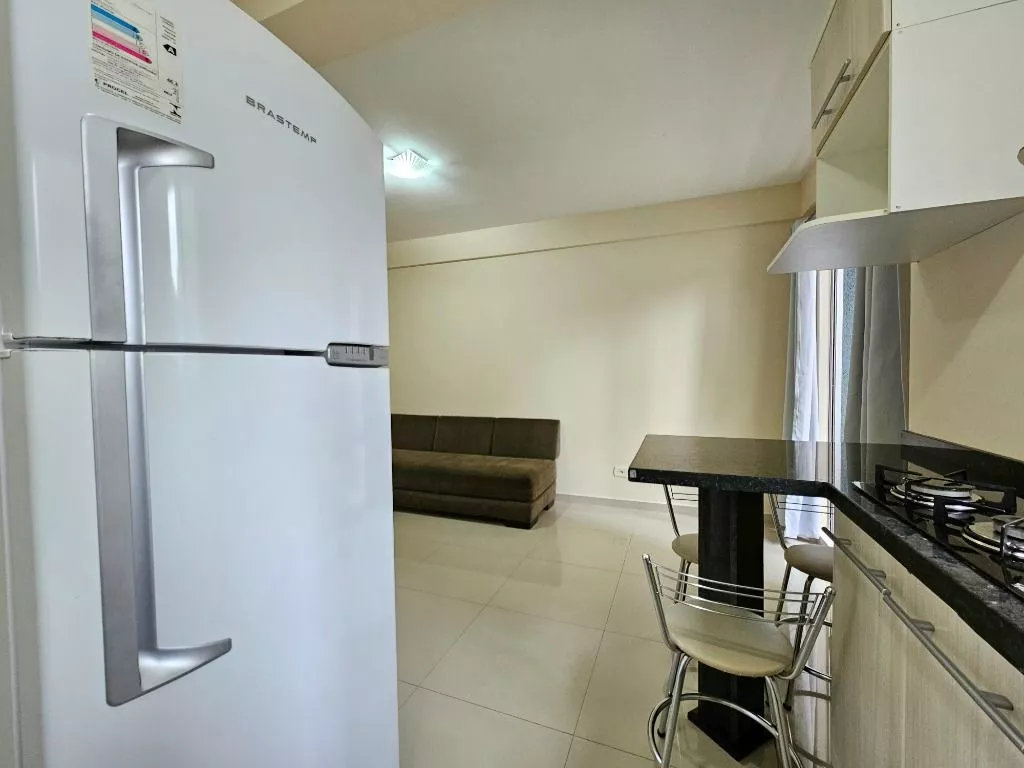 Apartamento com 1dormitório para vender com 33,41m² no Ed. Sessimbra, bairro Portão