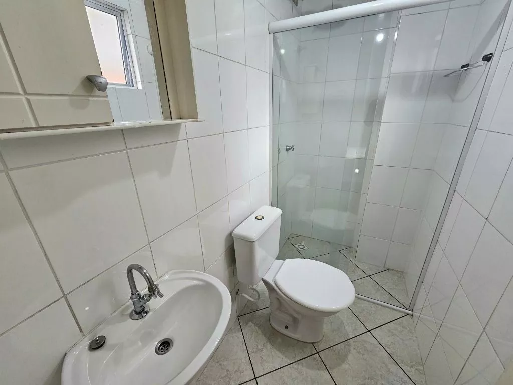 Apartamento com 1dormitório para vender com 33,41m² no Ed. Sessimbra, bairro Portão