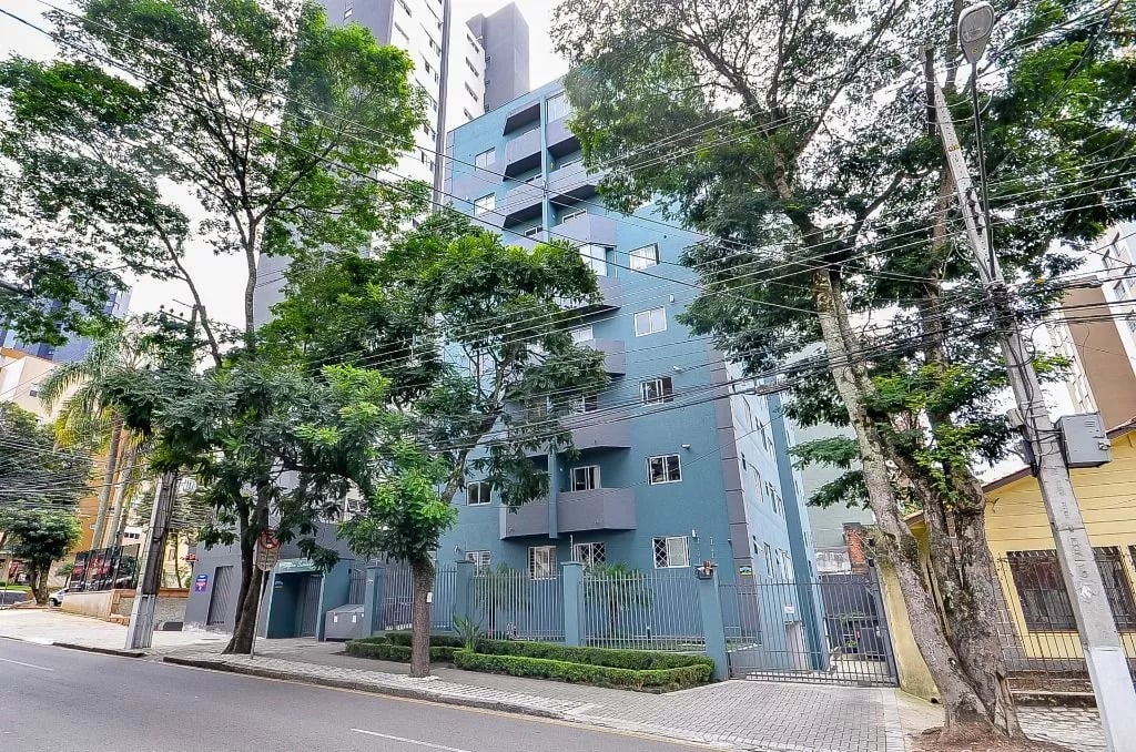 Apartamento com 1dormitório para vender com 33,41m² no Ed. Sessimbra, bairro Portão