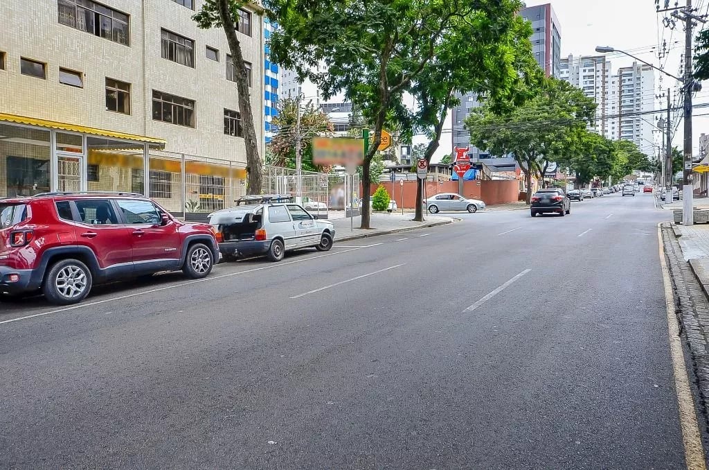 Apartamento com 1dormitório para vender com 33,41m² no Ed. Sessimbra, bairro Portão