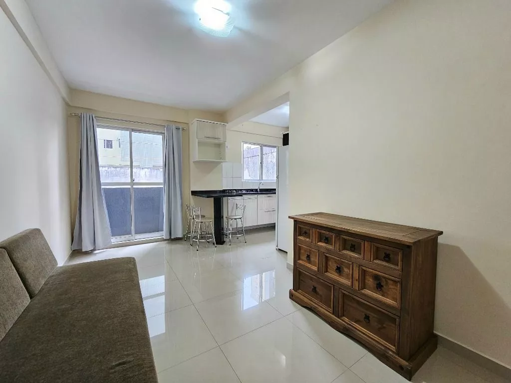 Apartamento com 1dormitório para vender com 33,41m² no Ed. Sessimbra, bairro Portão