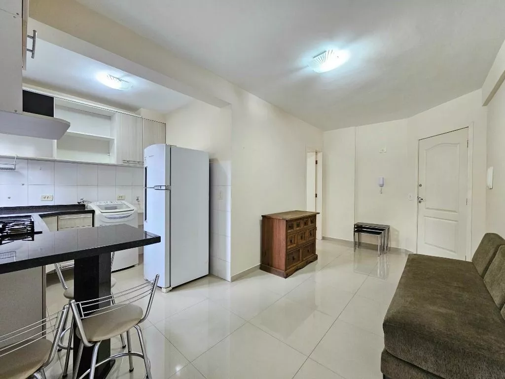 Apartamento com 1dormitório para vender com 33,41m² no Ed. Sessimbra, bairro Portão