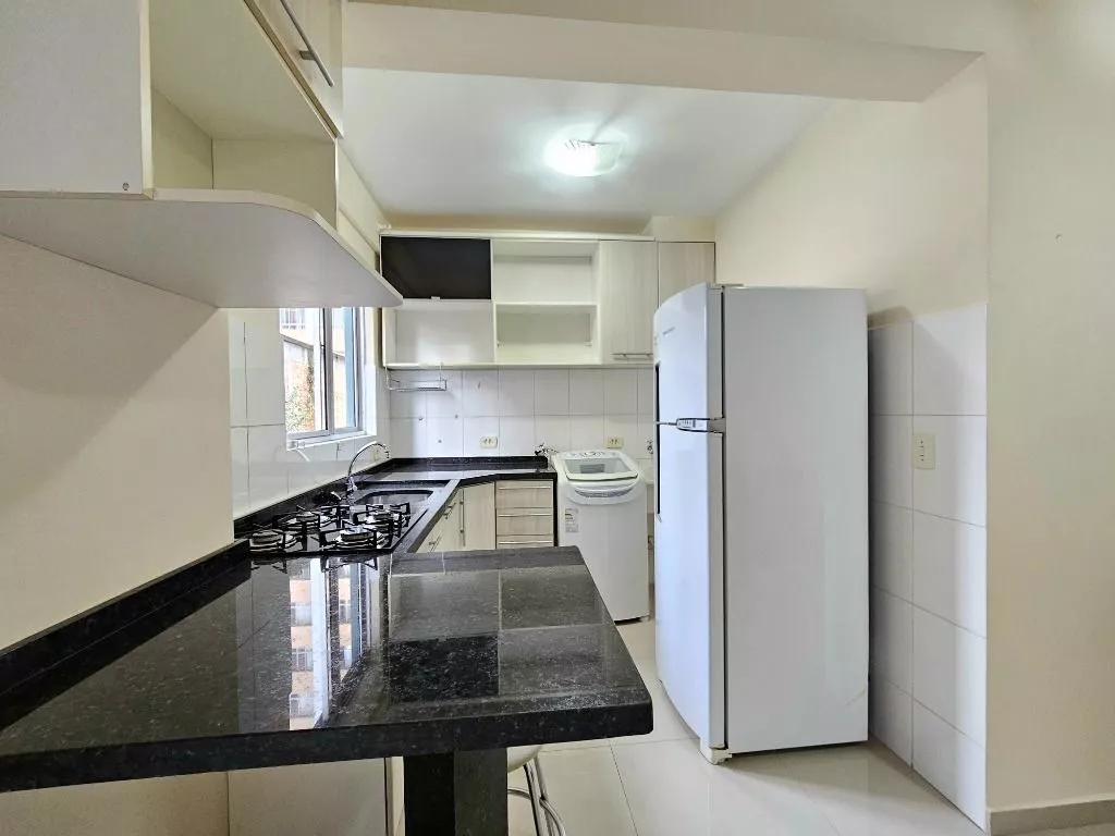 Apartamento com 1dormitório para vender com 33,41m² no Ed. Sessimbra, bairro Portão