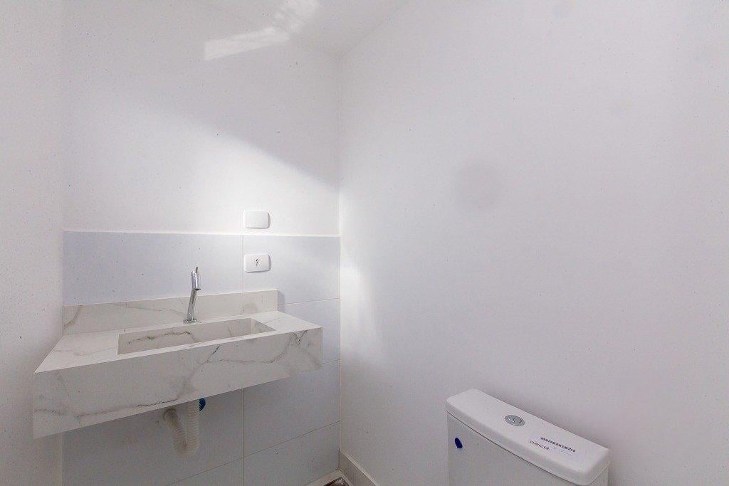 Sobrado Triplex Abranches