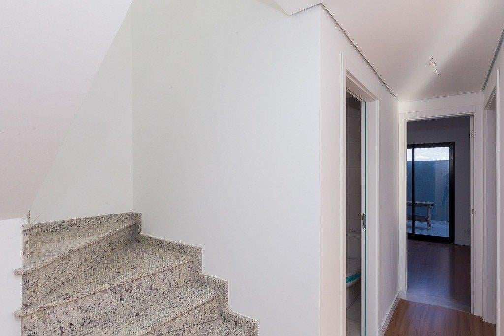Sobrado Triplex Abranches
