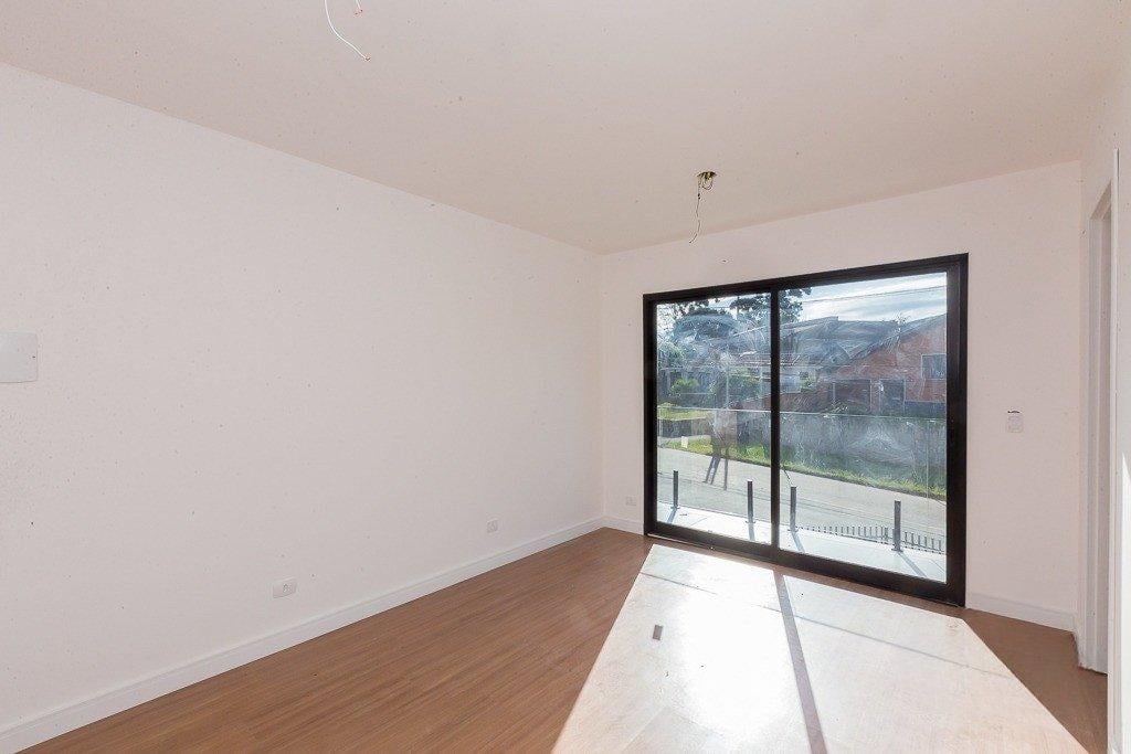 Sobrado Triplex Abranches