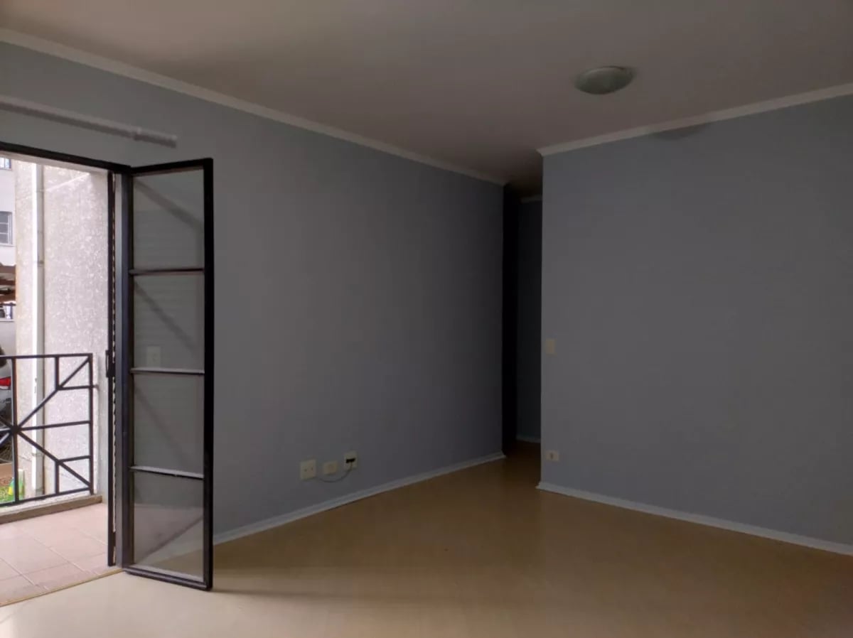 Apartamento 3 quartos com suíte e sacada no Guabirotuba, Curitiba
