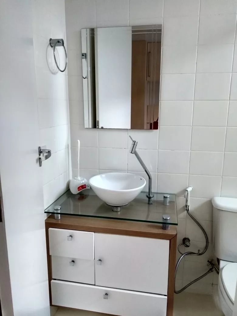 Apartamento 3 quartos com suíte e sacada no Guabirotuba, Curitiba