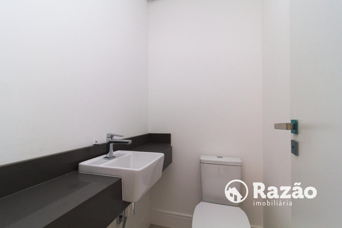 EXCELENTE APARTAMENTO COM 3 SUÍTES - NOVO - ÁREA TOTAL 158,40m² - ÁGUA VERDE - REF 5973