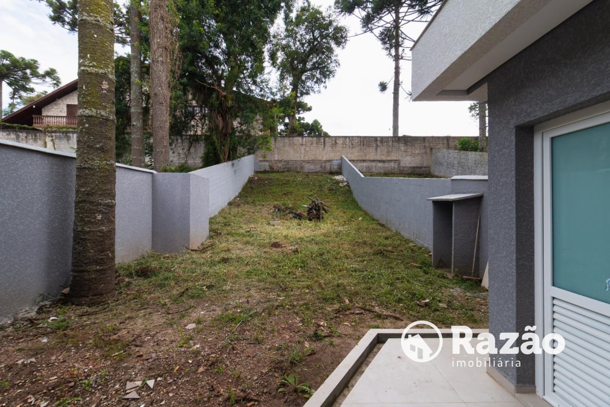 SOBRADO COM 3 SUÍTES - ÁREA TOTAL 184,90m² - SANTA FELICIDADE - REF 5996