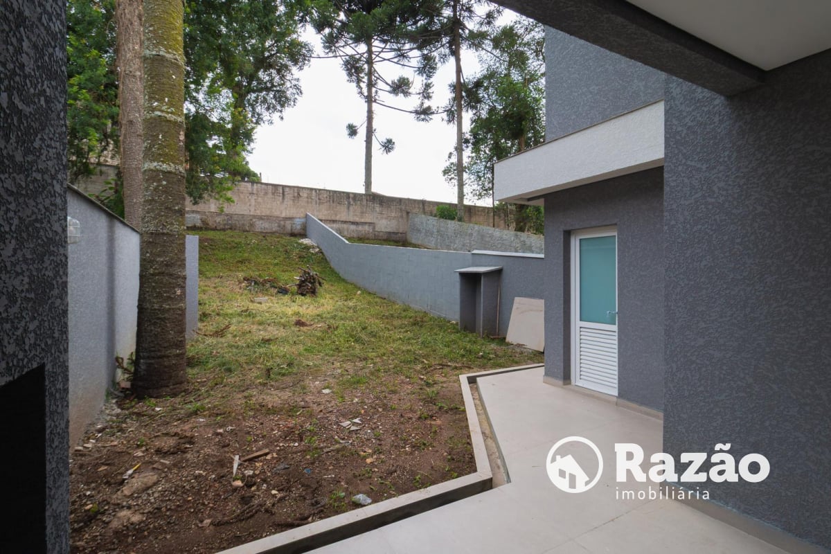 SOBRADO COM 3 SUÍTES - ÁREA TOTAL 184,90m² - SANTA FELICIDADE - REF 5996