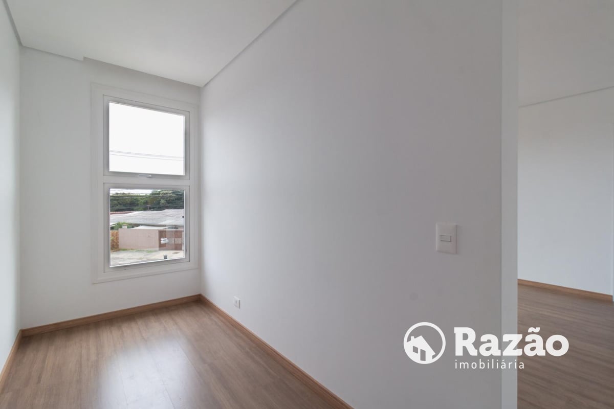 SOBRADO COM 3 SUÍTES - ÁREA TOTAL 184,90m² - SANTA FELICIDADE - REF 5996