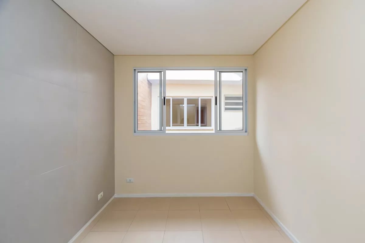 Sobrado em condominio com 103m² em Piraquara