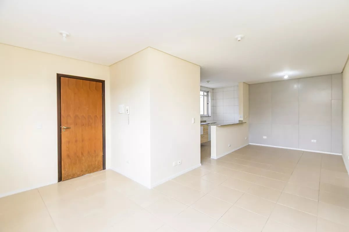 Sobrado em condominio com 103m² em Piraquara